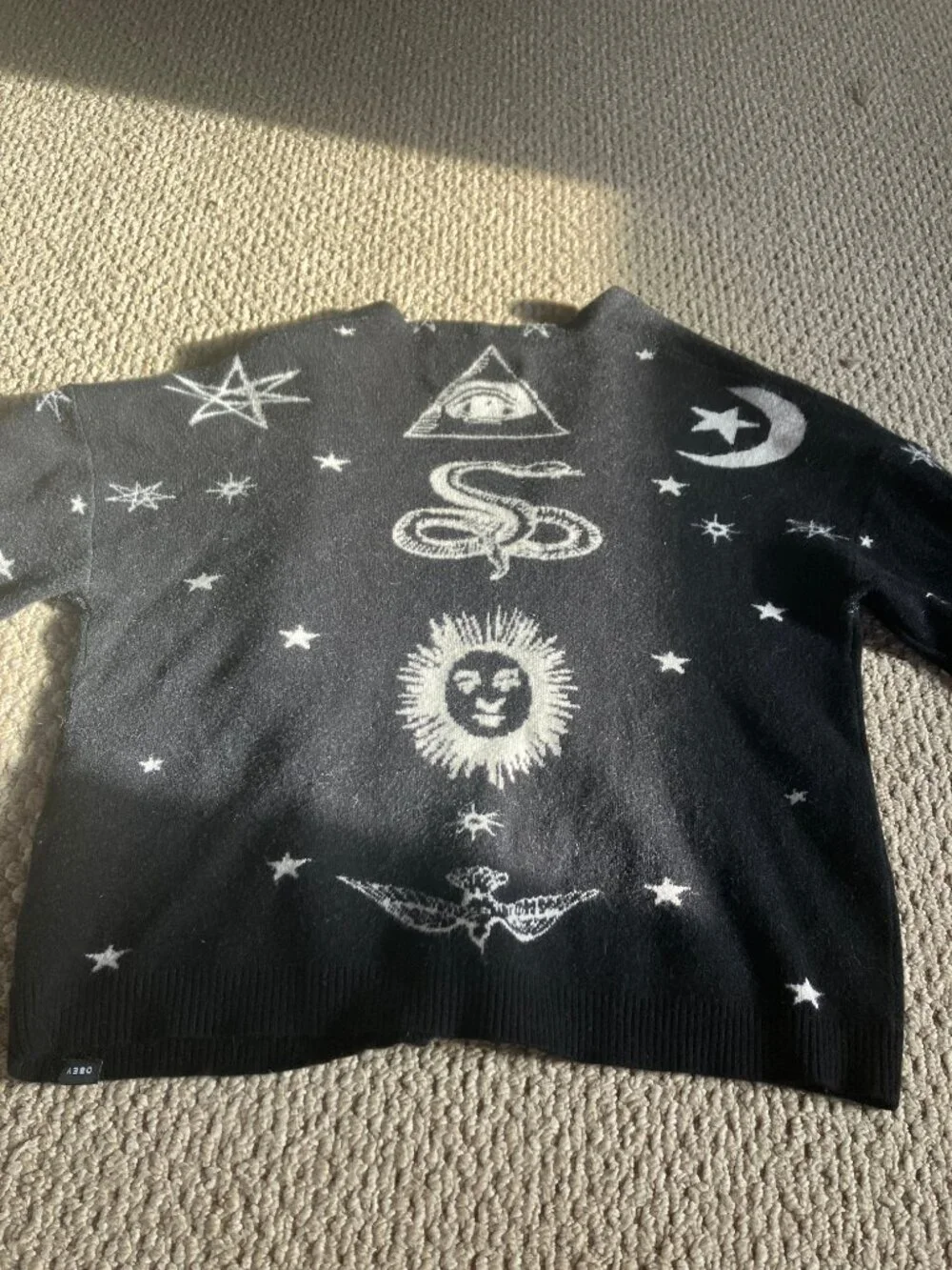 NWOT Rare Cardigan Obey Worldwide Limited Release Celestial Oversize Soft XS - Picture 1 of 7